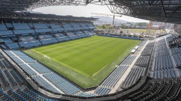 Vista del estadio municipal de Bala&iacute;dos.