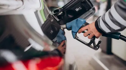 Sindicatos lamentan la subida de los combustibles y señalan que la inflación "empobrece a la población" Sindicatos lamentan la subida de los combustibles y señalan que la inflación "empobrece a la población"