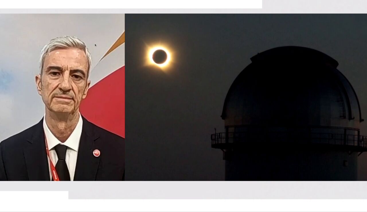 Javier Lopera, comandante del vuelo que retransmiti&oacute; el eclipse solar total en directo.