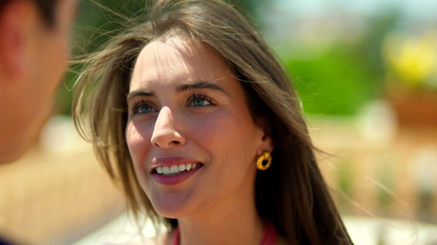 Cagla Şimşek de En tierra lejana