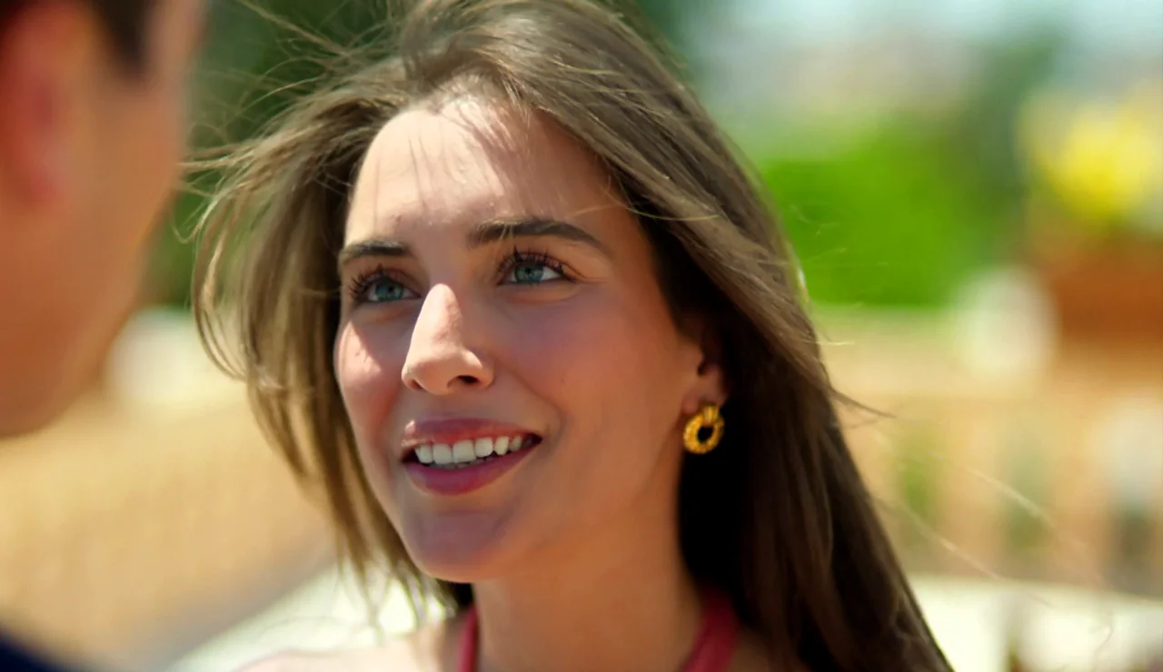 Cagla Şimşek de En tierra lejana