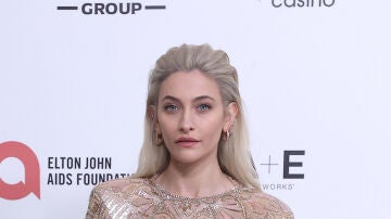 Paris Jackson posando para la prensa