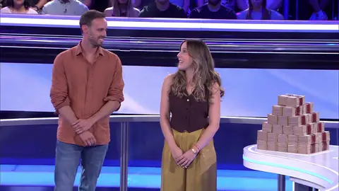 La rocambolesca historia de amor de Jose y Sandra, concursantes de Atrapa un millón: “Guardé el número como ‘futura esposa’” La rocambolesca historia de amor de Jose y Sandra, concursantes de Atrapa un millón: “Guardé el número como ‘futura esposa’”