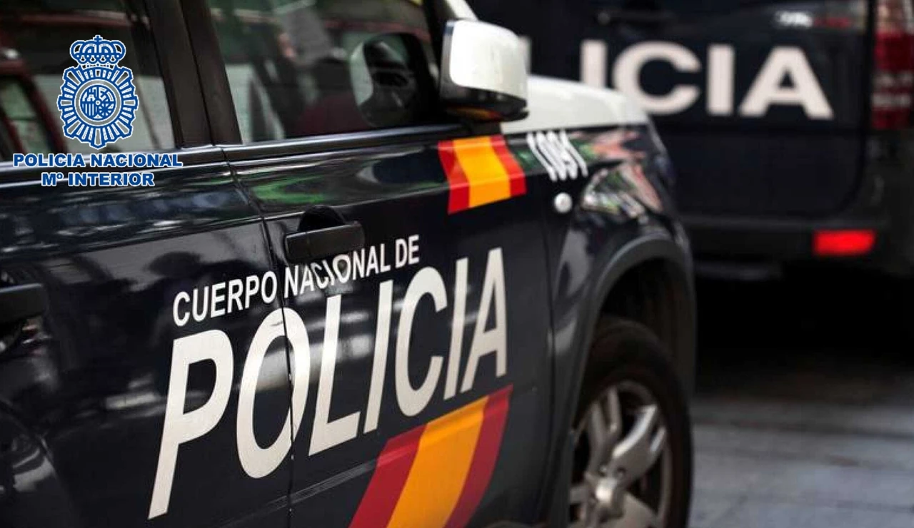 Un coche de la Policía Nacional en una imagen de archivo.