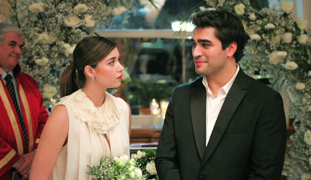Seyran y Ferit en Una nueva vida