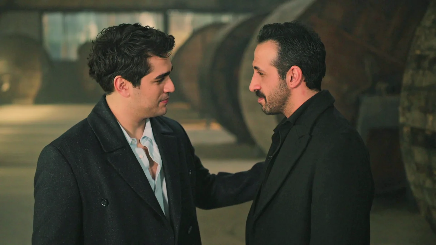 Ferit y Abidin en Una nueva vida Ferit y Abidin en Una nueva vida