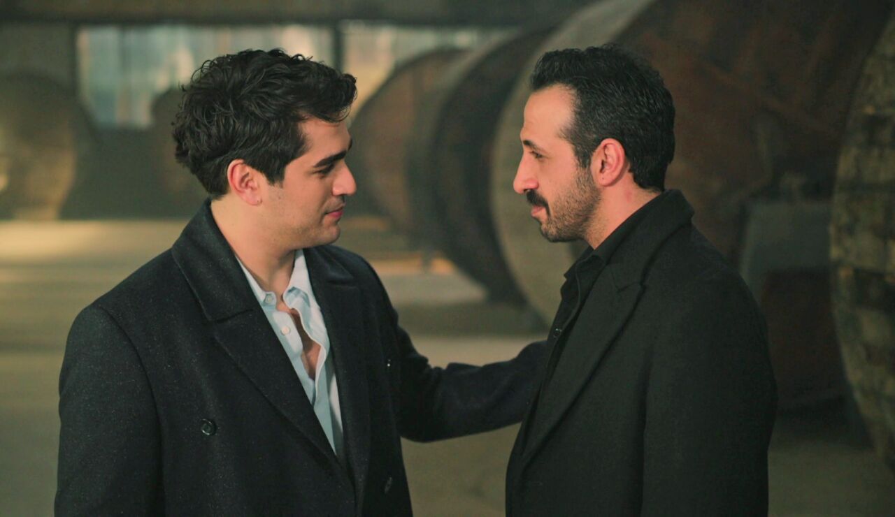 Ferit y Abidin en Una nueva vida