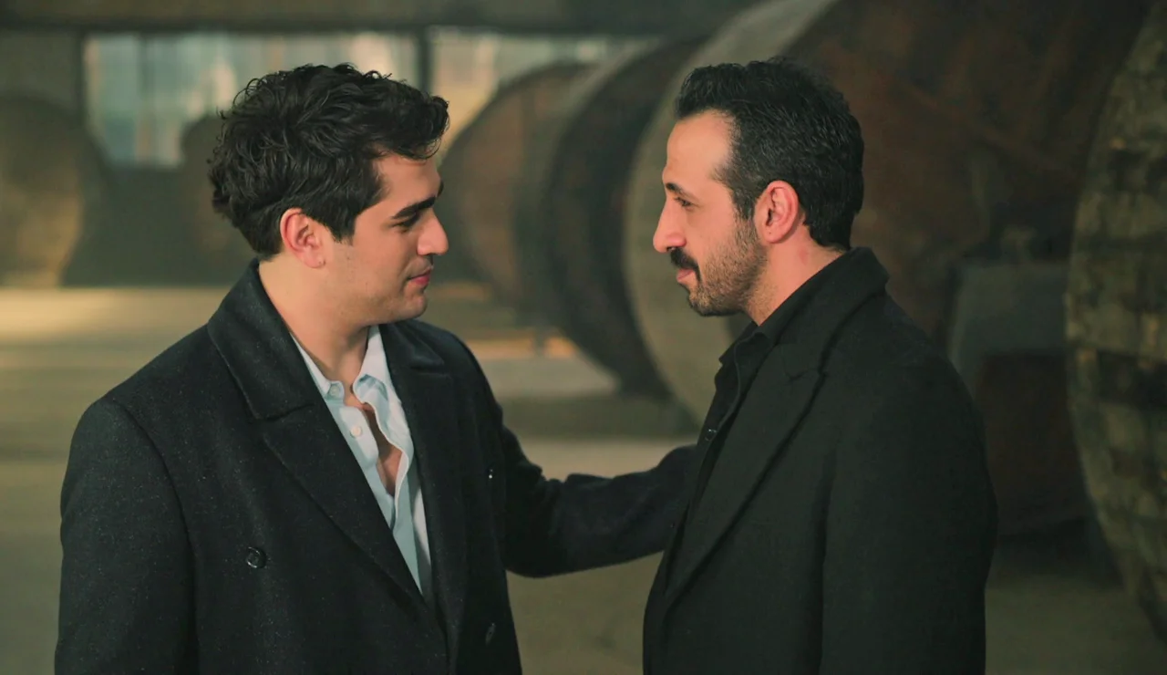 Ferit y Abidin en Una nueva vida