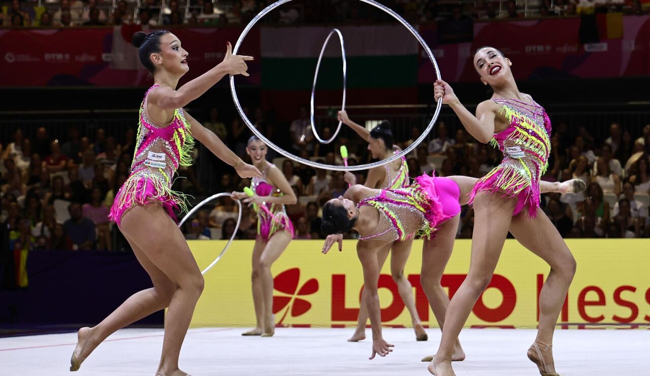 Nueva medalla para la r&iacute;tmica espa&ntilde;ola: plata en el ejercicio mixto