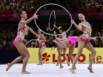 Nueva medalla para la rítmica española: plata en el ejercicio mixto Nueva medalla para la rítmica española: plata en el ejercicio mixto