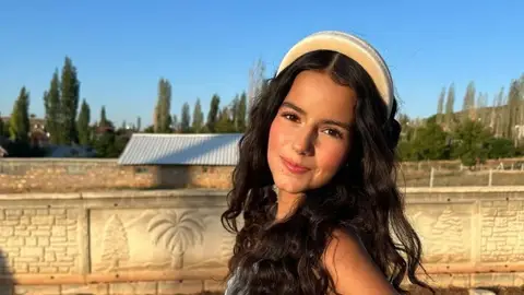 Mina Akdin es Ilkin Tecer, la ambición y el peso del apellido familiar Mina Akdin es Ilkin Tecer, la ambición y el peso del apellido familiar