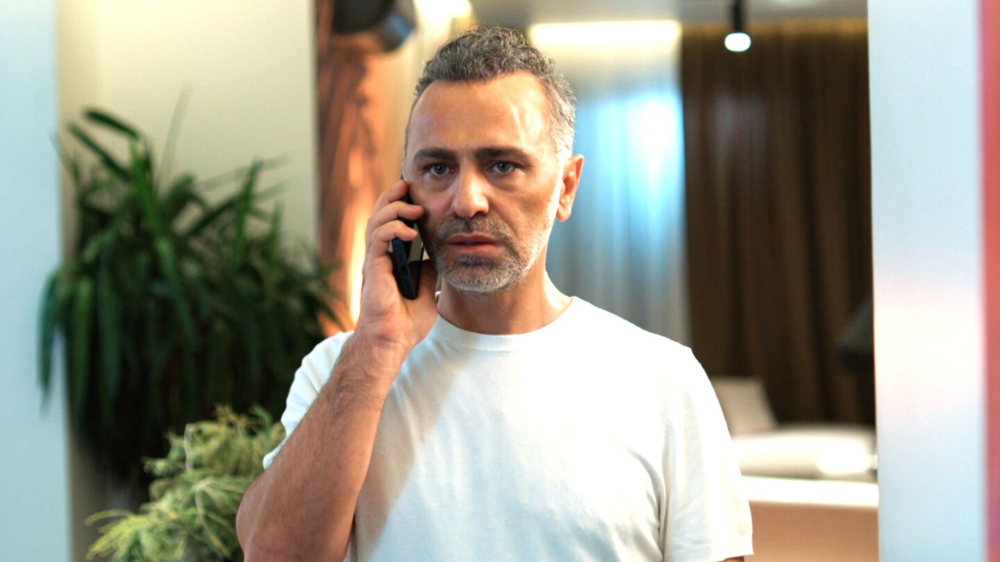 Serdar Or&ccedil;in es Cihan Tecer, el miembro de la familia con m&aacute;s ansia de control