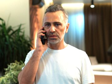 Serdar Or&ccedil;in es Cihan Tecer, el miembro de la familia con m&aacute;s ansia de control