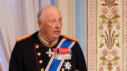 El rey Harald V de Noruega 