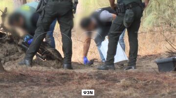 Antena 3 Noticias accede en exclusiva al v&iacute;deo de la recuperaci&oacute;n del fusil del triple crimen de Isla Cristina