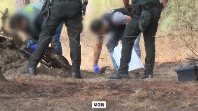 Antena 3 Noticias accede en exclusiva al vídeo de la recuperación del fusil del triple crimen de Isla Cristina