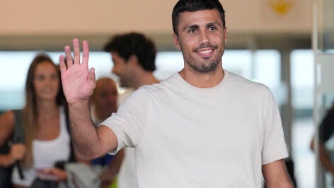 Rodri Hern&aacute;ndez a su llegada a Barcelona