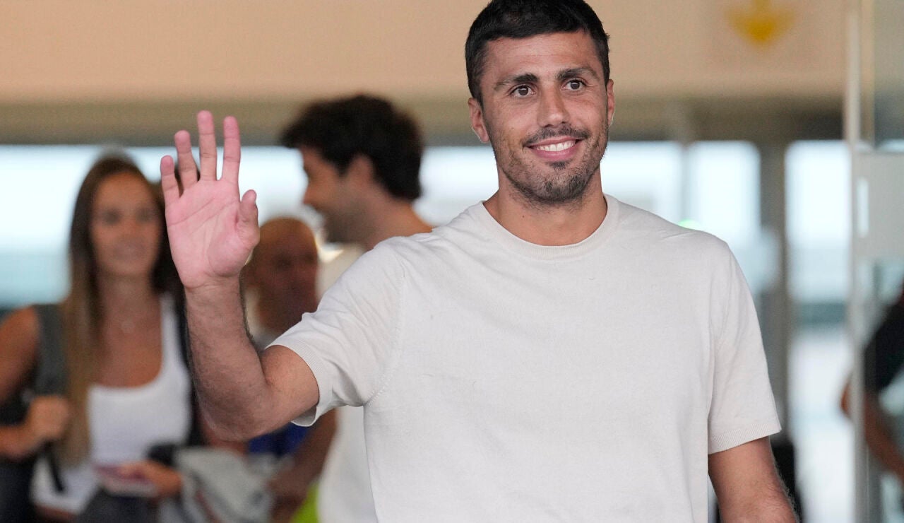 Rodri Hern&aacute;ndez a su llegada a Barcelona