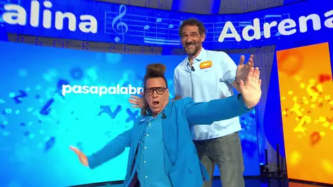 Torito pierde hasta el tupé por Jorge Garbajosa: “Es la primera vez que bailo con la torre Windsor” Torito pierde hasta el tupé por Jorge Garbajosa: “Es la primera vez que bailo con la torre Windsor”