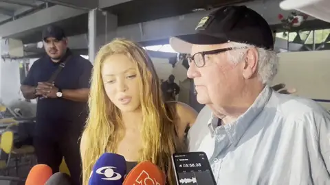 Shakira se vuelca con Colombia tras el terremoto Shakira se vuelca con Colombia tras el terremoto