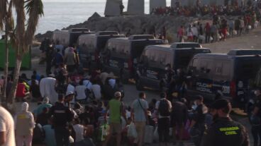 La Polic&iacute;a en la playa del Trampol&iacute;n