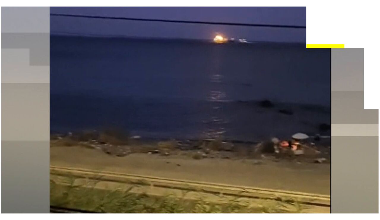 Cientos de migrantes regresan a la playa del Trampol&iacute;n