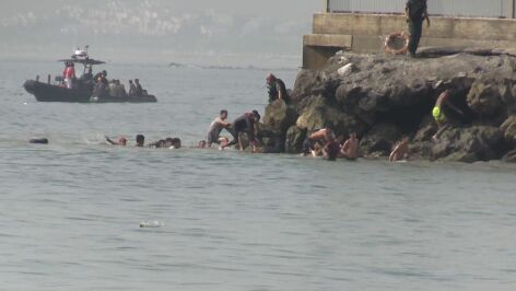 As&iacute; operan las mafias que trafican con personas de Ceuta a la Pen&iacute;nsula