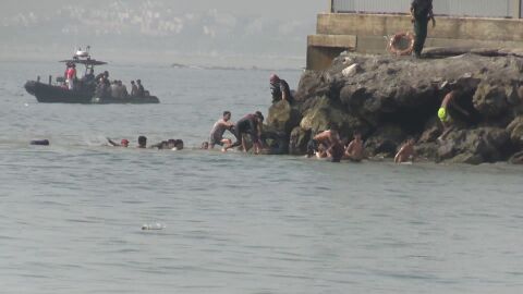 As&iacute; operan las mafias que trafican con personas de Ceuta a la Pen&iacute;nsula