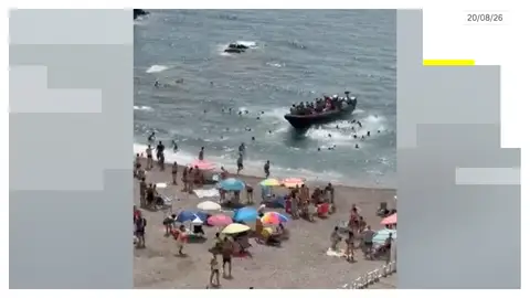 Imagen de los migrantes llegando en patera a Cartagena. Imagen de los migrantes llegando en patera a Cartagena.