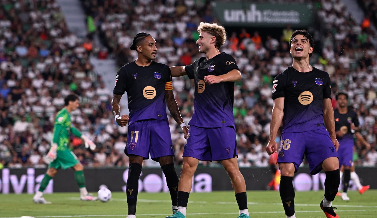 Raphinha celebra su gol ante el Elche