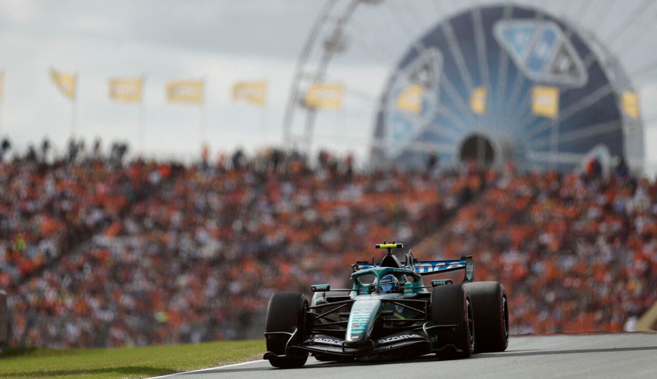 Fernando Alonso durante el GP de Pa&iacute;ses Bajos