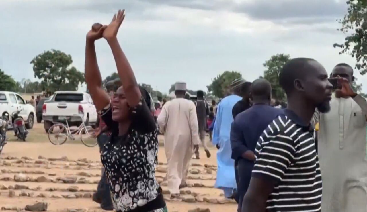 Im&aacute;genes de una mujer en Nigeria