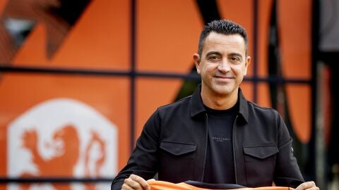 Xavi Hern&aacute;ndez, presentado como seleccionador de Pa&iacute;ses Bajos