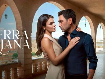 Alya y Cihan en En tierra lejana 