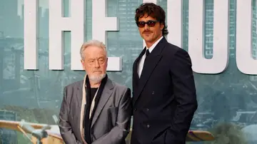 Ridley Scott y Jacob Elordi en la premiere de La constelación del perro Ridley Scott y Jacob Elordi en la premiere de La constelación del perro