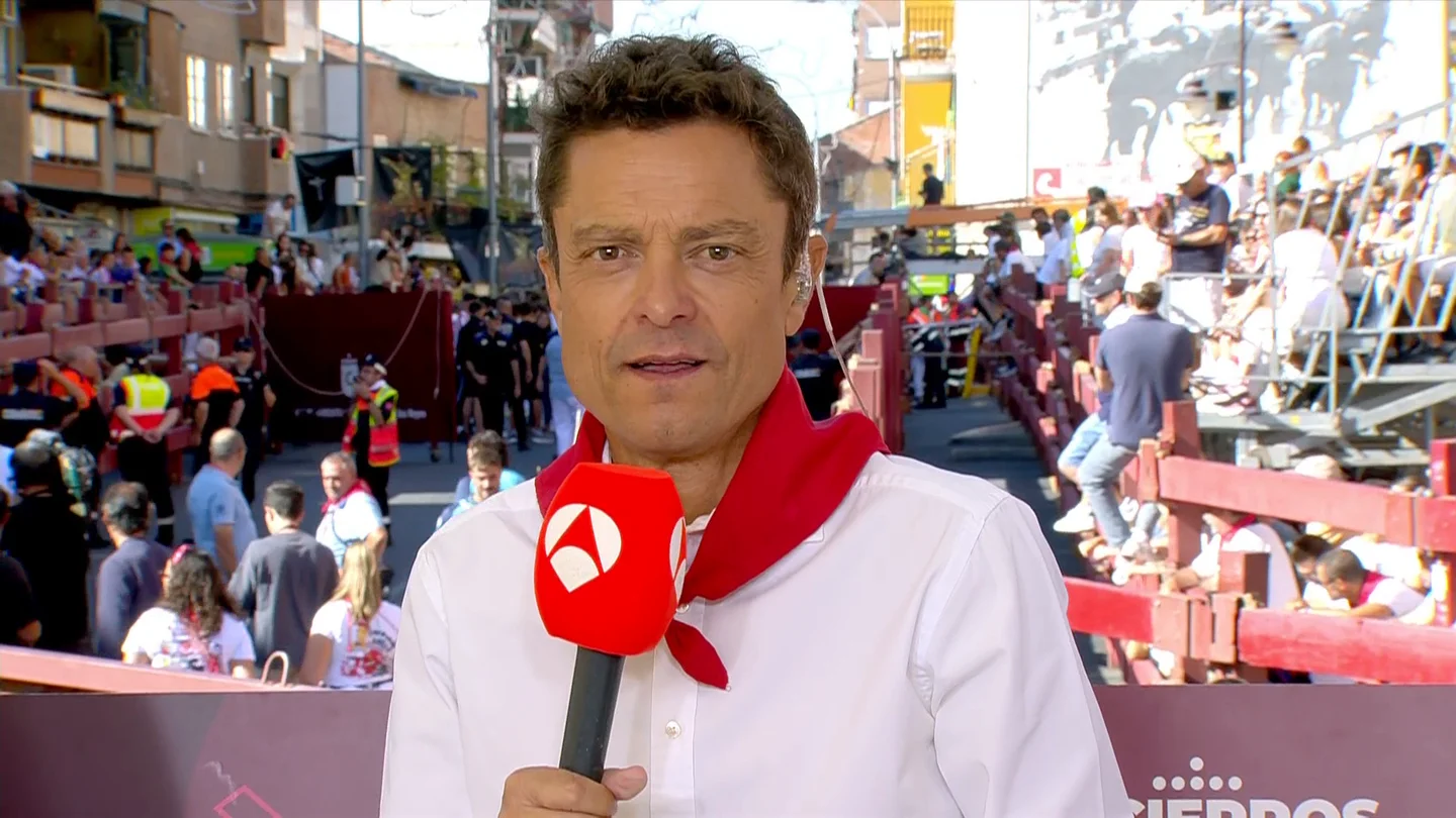 Javier Gallego, en los encierros de Sanse 2026 Antena 3 Noticias
