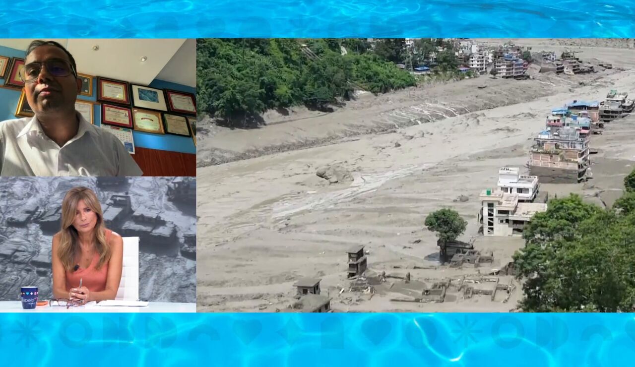 Nepal sigue buscando supervivientes entre el barro