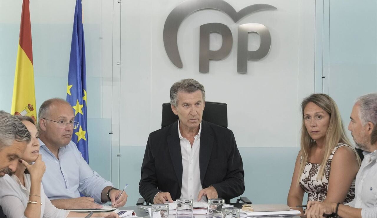 Feij&oacute;o ve "insostenible" la situaci&oacute;n en Ceuta tras el ataque a cuatro militares: "&iquest;A qu&eacute; espera el Gobierno?"