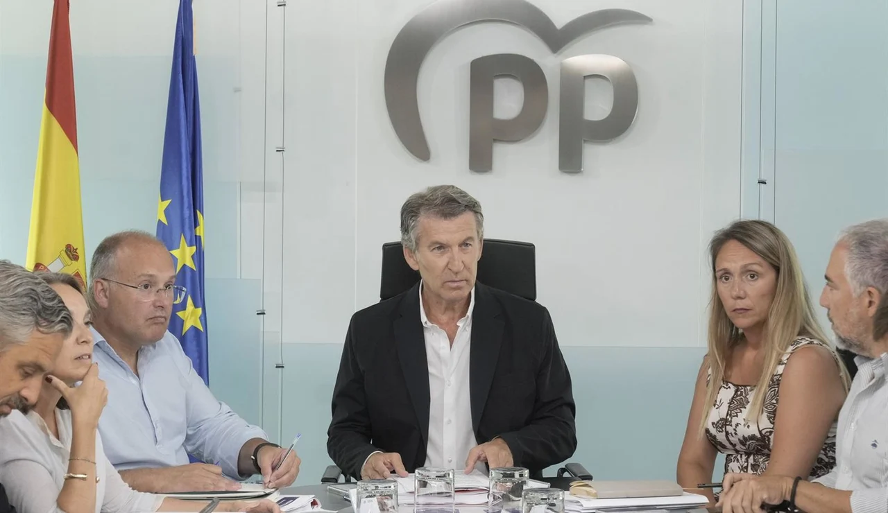 Feijóo ve "insostenible" la situación en Ceuta tras el ataque a cuatro militares: "¿A qué espera el Gobierno?"