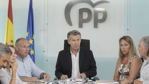 Feij&oacute;o ve "insostenible" la situaci&oacute;n en Ceuta tras el ataque a cuatro militares: "&iquest;A qu&eacute; espera el Gobierno?"