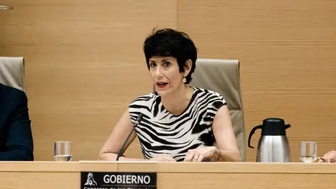Elma Saiz comparece en el Congreso y recomienda a Vox un pasaje de la Biblia tras la crisis migratoria en Ceuta Elma Saiz comparece en el Congreso y recomienda a Vox un pasaje de la Biblia tras la crisis migratoria en Ceuta