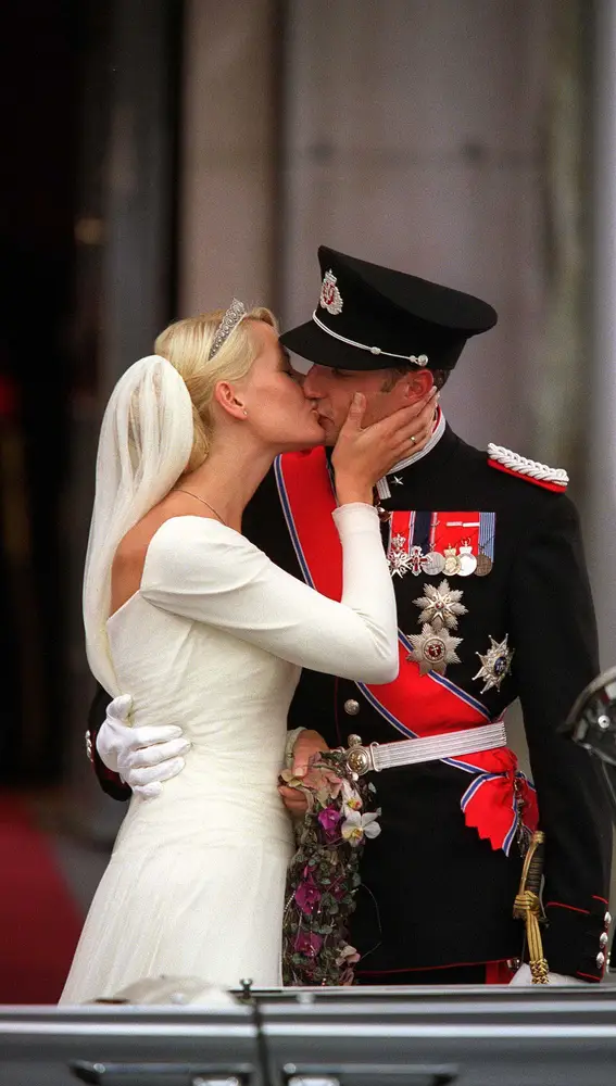 Haakon y Mette-Marit el día de su boda Haakon y Mette-Marit el día de su boda