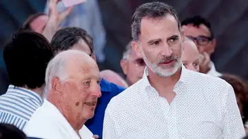 El rey Harald de Noruega con el rey Felipe en 2019 El rey Harald de Noruega con el rey Felipe en 2019
