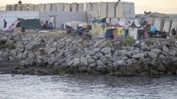 Un sargento herido y cuatro marroqu&iacute;es detenidos tras un "ataque" a militares en Ceuta