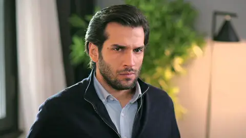 Tarik y Saffet, en el punto de mira tras la desaparición de Duru y Hatice: “¿Dónde están nuestras hijas?” Tarik y Saffet, en el punto de mira tras la desaparición de Duru y Hatice: “¿Dónde están nuestras hijas?”