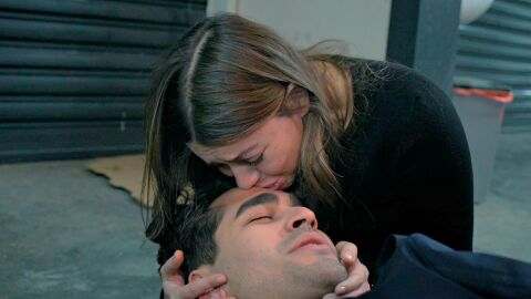 &ldquo;No te dejar&eacute;, mi amor&rdquo;: Seyran encuentra a Ferit y lo salva de morir 