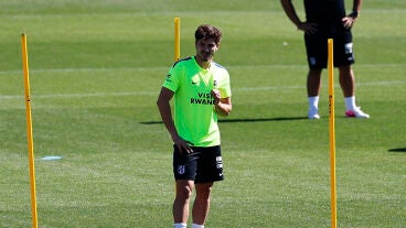 Juli&aacute;n &Aacute;lvarez entrenando con el Atl&eacute;tico de Madrid