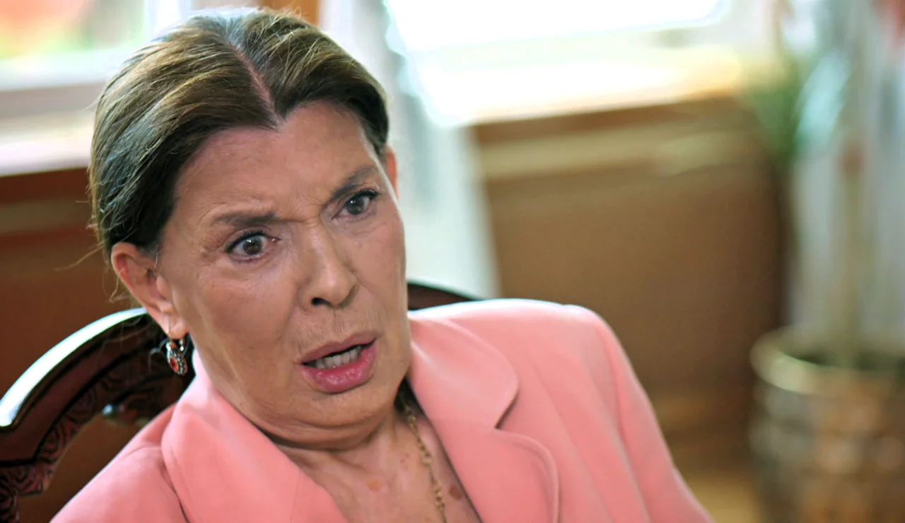 Una llamada del médico desata el pánico entre los Korhan: Halis será operado de urgencia