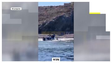 Una nueva embarcaci&oacute;n con migrantes llega a las costas de Alicante