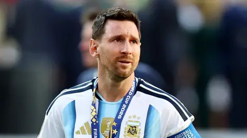 Deportes Antena 3 Noche (31-08-26) Leo Messi se retira de la selección argentina: "Me vacié, ya no tengo más para dar" Deportes Antena 3 Noche (31-08-26) Leo Messi se retira de la selección argentina: "Me vacié, ya no tengo más para dar"